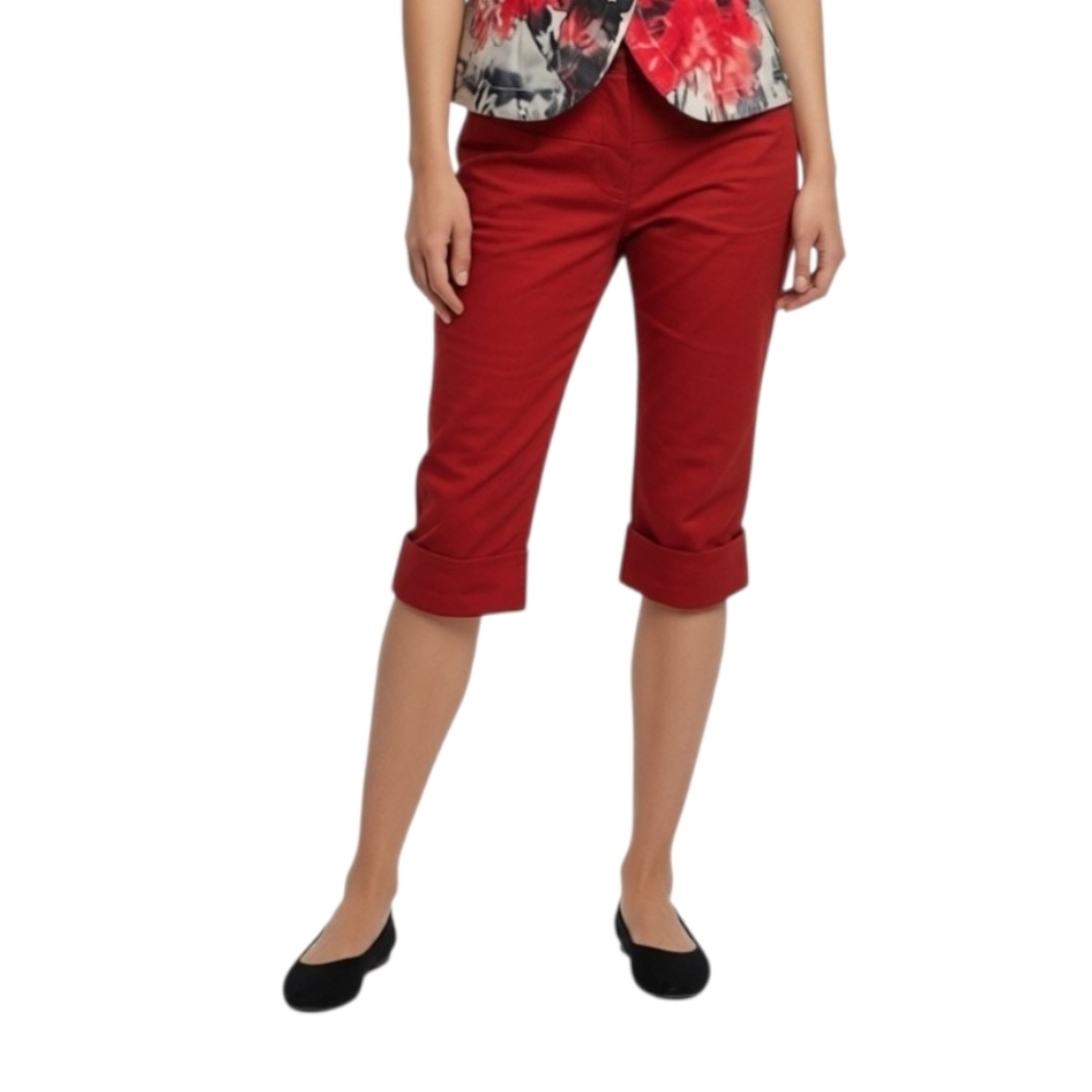 Suduction Red Capri pants. Size 5